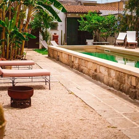 Villa Li Curti Con Piscina In Comune, Un'Oasi In Paese! Ortelle Extérieur photo