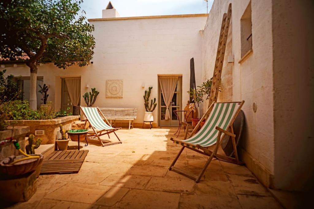 Villa Li Curti Con Piscina In Comune, Un'Oasi In Paese! Ortelle Extérieur photo